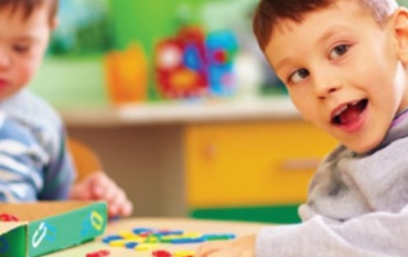 ΠΟΛΥΕΚΠΑΙΔΕΥΤΙΚΑ ΠΡΟΓΡΑΜΜΑΤΑ MULTI CULTI KID PLAY THERAPY